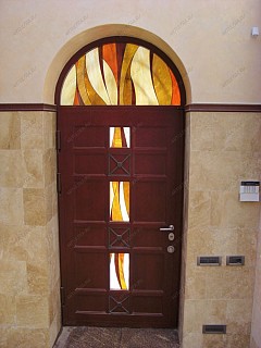 Цветное стекло в дверь
