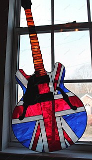 Гитара из стекла