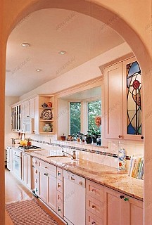 Кухонные витражные фасады