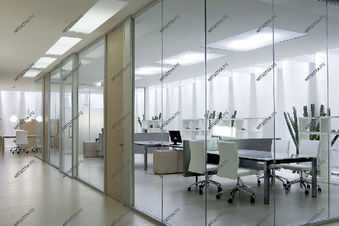 Офисные стеклянные перегородки-трансформеры: максимум удобства и практичности