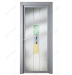 фото распашные алюминевые стеклянные двери с цветной вставкой