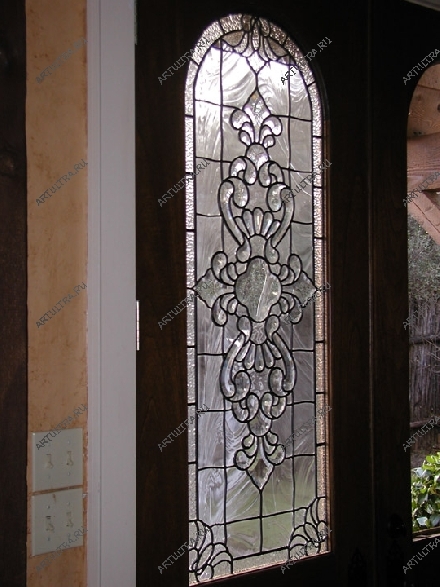 Пример фацетного витража для стеклянной балконной двери