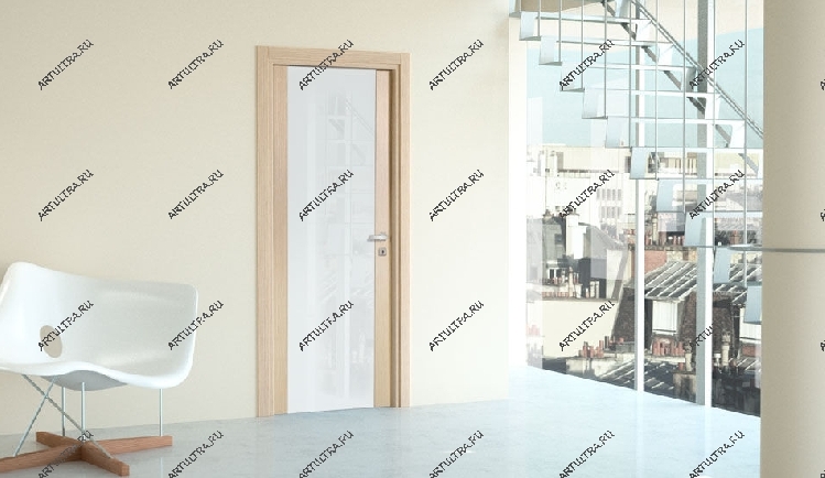 Деревянные двери с декоративным стеклом являются лаконичным дополнением стильного интерьера