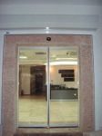 фото раздвижные автоматические офисные входные двери